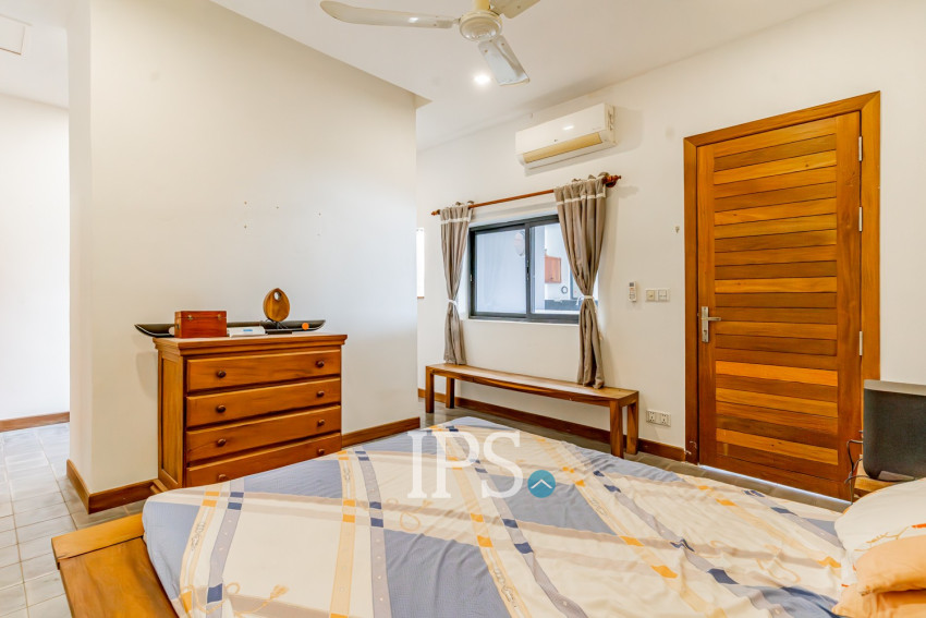 3 Bedroom Townhouse For Rent - Tonle Bassac, Phnom Penh