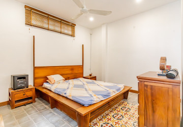 3 Bedroom Townhouse For Rent - Tonle Bassac, Phnom Penh thumbnail