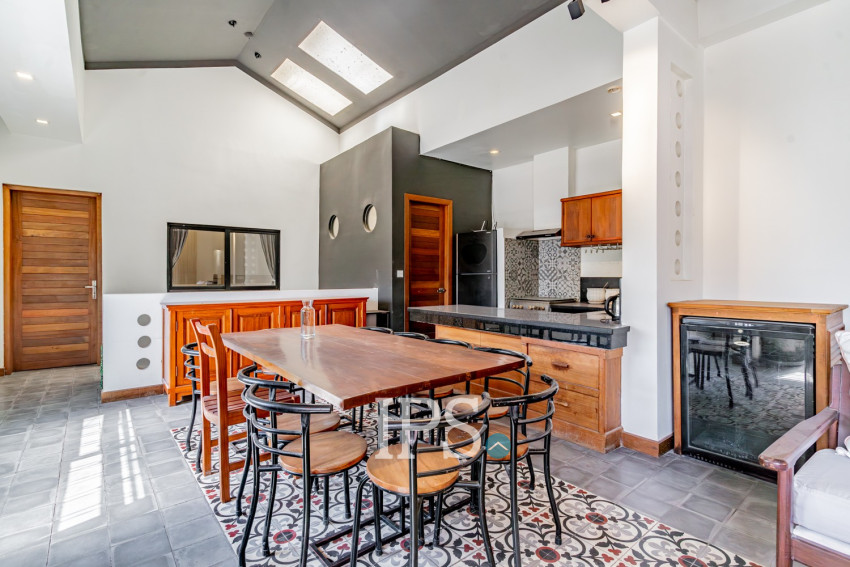 3 Bedroom Townhouse For Rent - Tonle Bassac, Phnom Penh