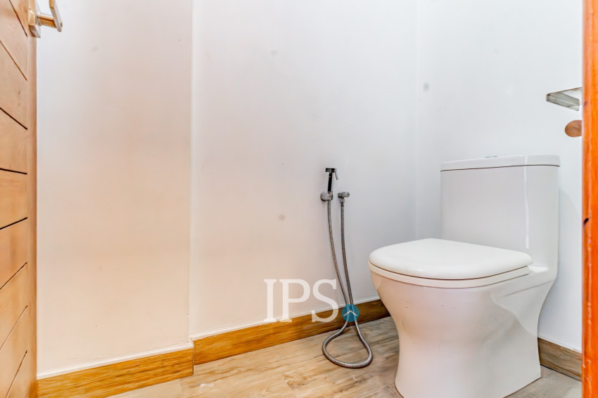 3 Bedroom Townhouse For Rent - Tonle Bassac, Phnom Penh