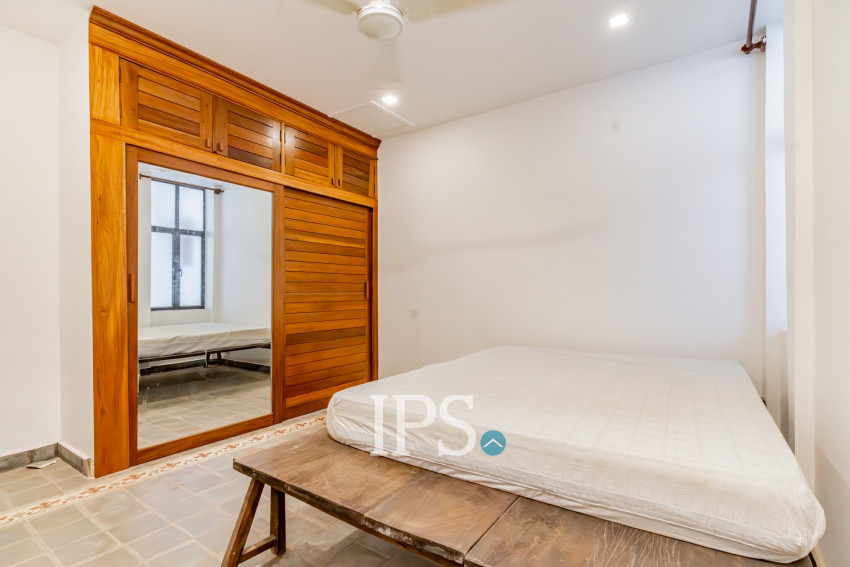 3 Bedroom Townhouse For Rent - Tonle Bassac, Phnom Penh