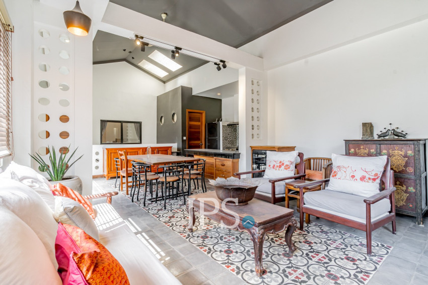 3 Bedroom Townhouse For Rent - Tonle Bassac, Phnom Penh