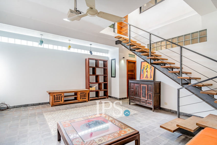3 Bedroom Townhouse For Rent - Tonle Bassac, Phnom Penh