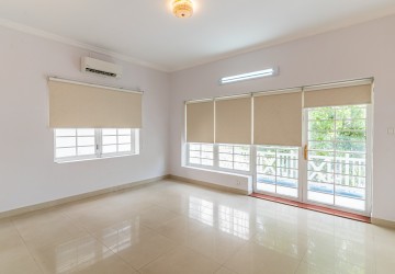 5 Bedroom Villa For Rent - BKK1, Phnom Penh thumbnail