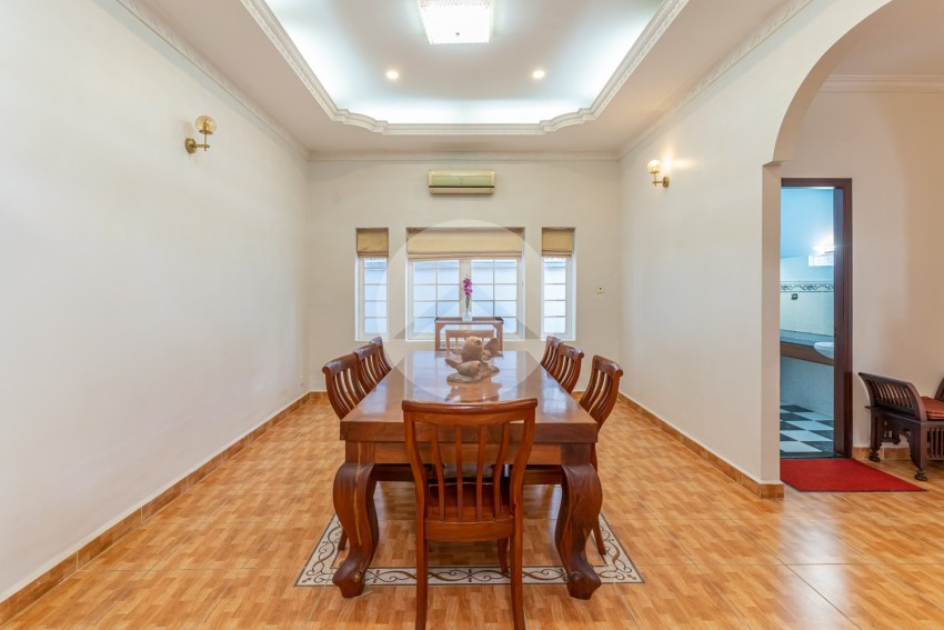 5 Bedroom Villa For Rent - BKK1, Phnom Penh