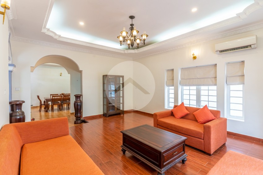 5 Bedroom Villa For Rent - BKK1, Phnom Penh