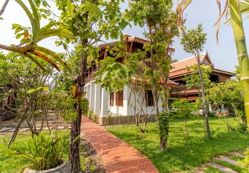 9 Bedroom Resort Property  For Sale - Slor Kram, Siem Reap thumbnail
