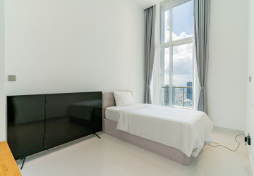 3 Bedroom Penthouse Condo For Rent - J Tower 2, BKK1, Phnom Penh thumbnail