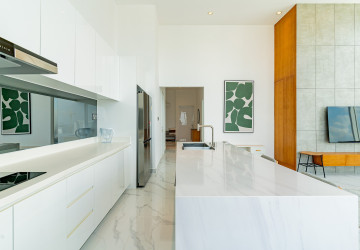 3 Bedroom Penthouse Condo For Rent - J Tower 2, BKK1, Phnom Penh thumbnail