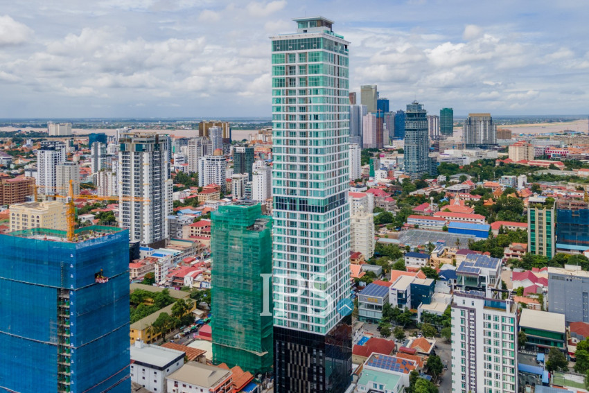 3 Bedroom Penthouse Condo For Rent - J Tower 2, BKK1, Phnom Penh