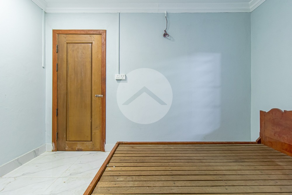1 Bedroom Shophouse For Sale - Svay Dangkum, Siem Reap - Image 11