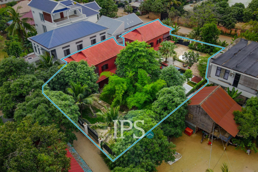 4-Bedroom Resort-Style Villa For Sale - Sala Kamreuk, Siem Reap