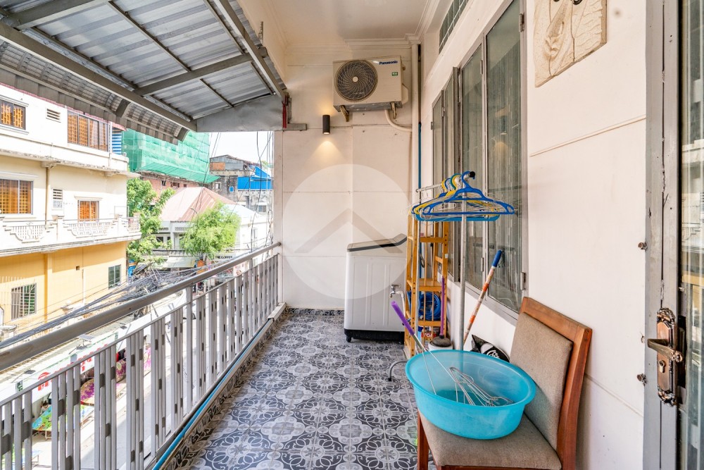 1 Bedroom Apartment For Sale - Phsar Chas, Daun Penh, Phnom Penh - Image 11 1 Bedroom Apartment For Sale - Phsar Chas, Daun Penh, Phnom Penh - Image 11