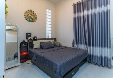 1 Bedroom Apartment For Sale - Phsar Chas,  Daun Penh, Phnom Penh thumbnail