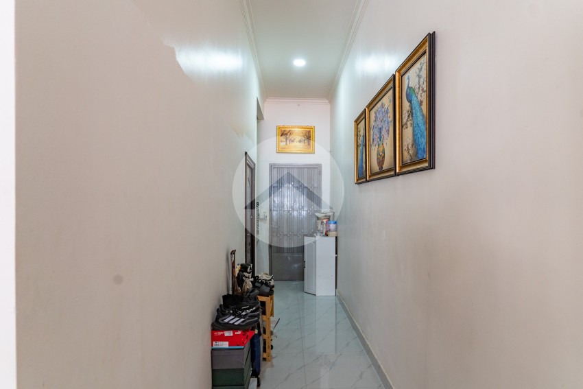 1 Bedroom Apartment For Sale - Phsar Chas,  Daun Penh, Phnom Penh