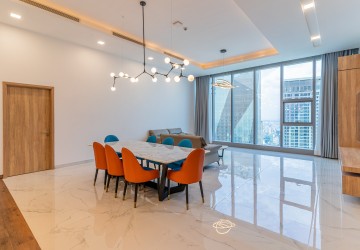 4 Bedroom Condo For Rent - Tonle Bassac, Phnom Penh thumbnail