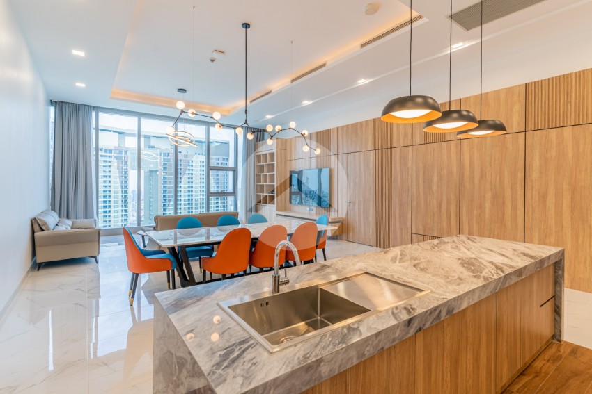 4 Bedroom Condo For Rent - Tonle Bassac, Phnom Penh