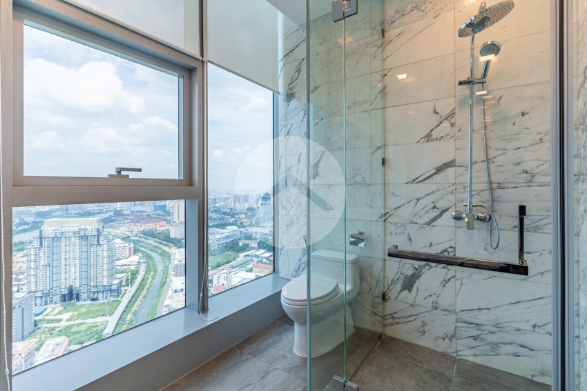 4 Bedroom Condo For Rent - Tonle Bassac, Phnom Penh