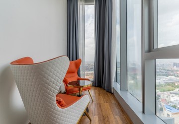4 Bedroom Condo For Rent - Tonle Bassac, Phnom Penh thumbnail
