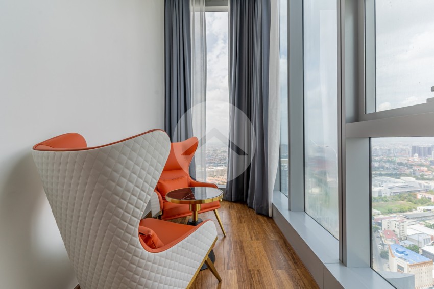 4 Bedroom Condo For Rent - Tonle Bassac, Phnom Penh
