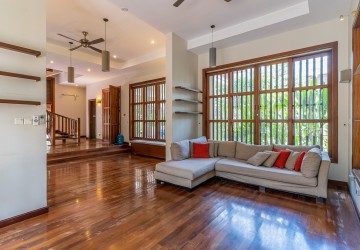 5 Bedroom Villa For Rent - BKK3, Phnom Penh thumbnail