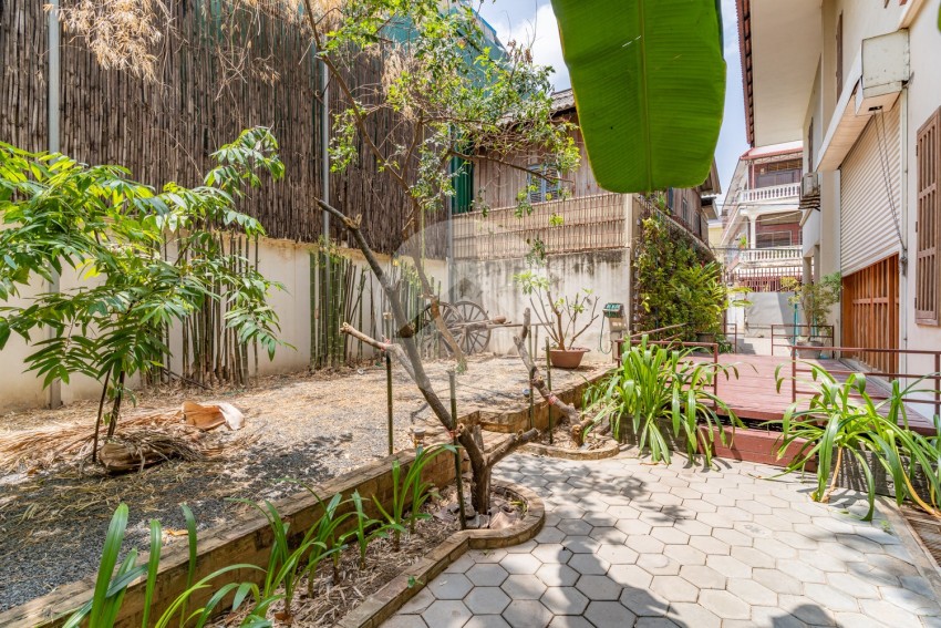 5 Bedroom Villa For Rent - BKK3, Phnom Penh