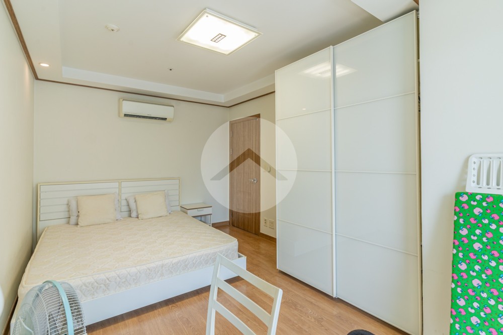 16th Floor 2 Bedroom Condo For Sale - DeCastle Royal, BKK1, Phnom Penh - Image 8