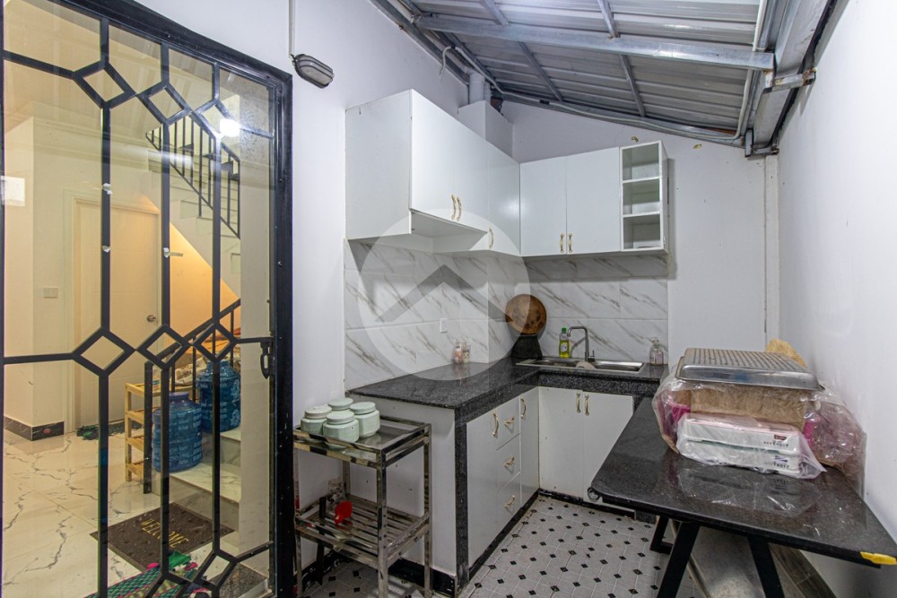 1 Bedroom Flat House For Rent - Svay Dangkum, Siem Reap - Image 5