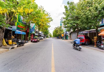 3 Storey Flat For Sale - Toul Tum Poung 2, Phnom Penh thumbnail