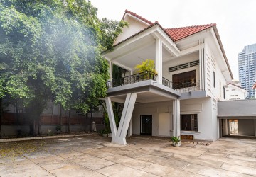 450 Sqm Commercial Villa For Rent - BKK1, Phnom Penh thumbnail