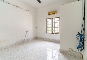 450 Sqm Commercial Villa For Rent - BKK1, Phnom Penh thumbnail