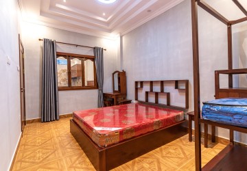 2 Bedroom Serviced Apartment For Rent - BKK3, Phnom Penh thumbnail