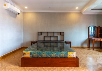 2 Bedroom Serviced Apartment For Rent - BKK3, Phnom Penh thumbnail