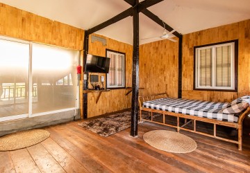 1 Bedroom Wooden House For Rent - Sangkat Siem Reap, Siem Reap thumbnail