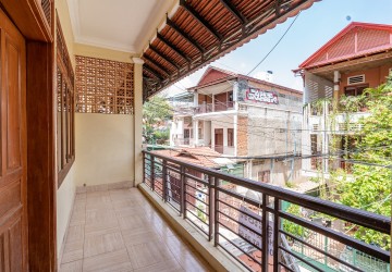 4 Bedroom Townhouse For Sale - Tonle Bassac, Phnom Penh thumbnail