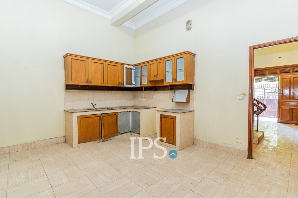 4 Bedroom Townhouse For Sale - Tonle Bassac, Phnom Penh - Image 7 4 Bedroom Townhouse For Sale - Tonle Bassac, Phnom Penh - Image 7
