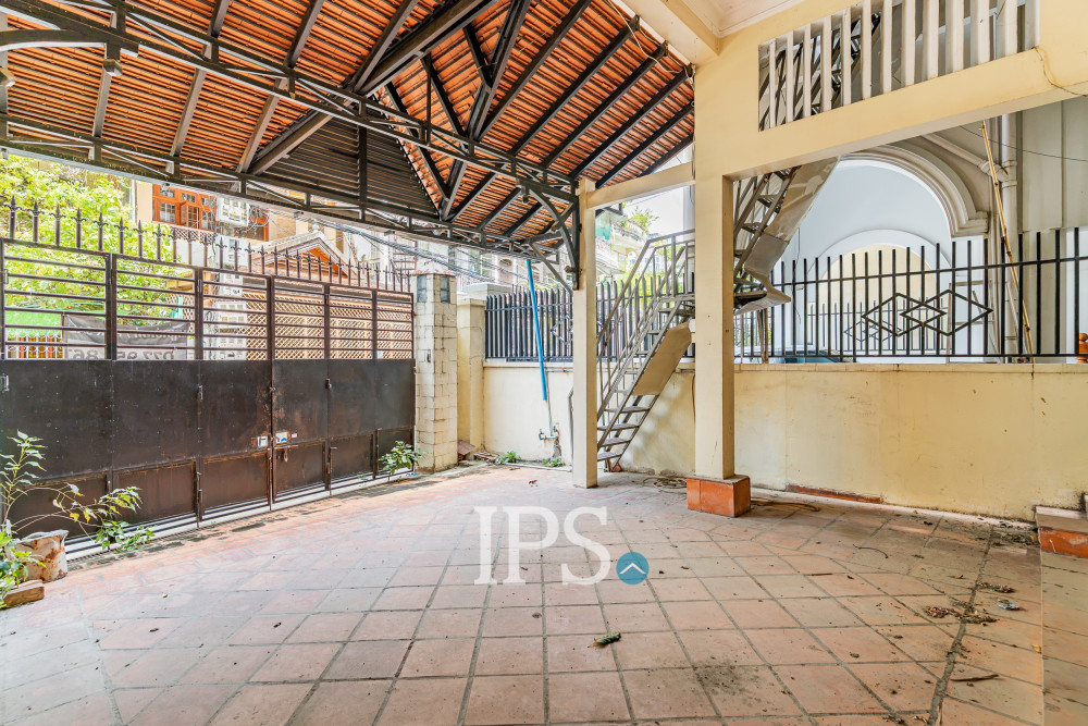 4 Bedroom Townhouse For Sale - Tonle Bassac, Phnom Penh - Image 30 4 Bedroom Townhouse For Sale - Tonle Bassac, Phnom Penh - Image 30