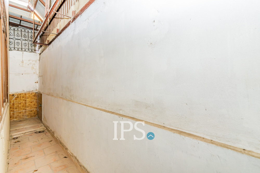 4 Bedroom Townhouse For Sale - Tonle Bassac, Phnom Penh - Image 33 4 Bedroom Townhouse For Sale - Tonle Bassac, Phnom Penh - Image 33