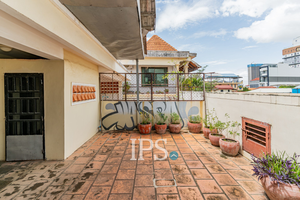 4 Bedroom Townhouse For Sale - Tonle Bassac, Phnom Penh - Image 29 4 Bedroom Townhouse For Sale - Tonle Bassac, Phnom Penh - Image 29