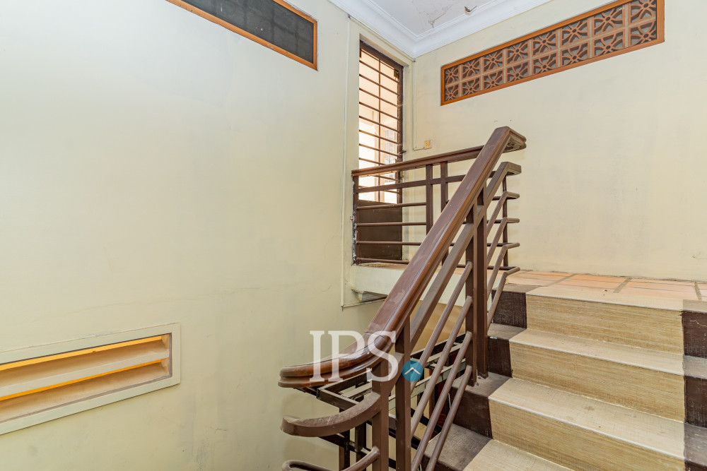 4 Bedroom Townhouse For Sale - Tonle Bassac, Phnom Penh - Image 24 4 Bedroom Townhouse For Sale - Tonle Bassac, Phnom Penh - Image 24
