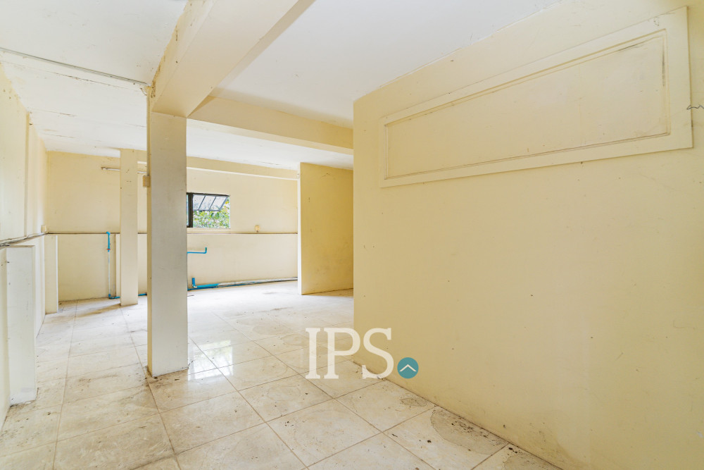 4 Bedroom Townhouse For Sale - Tonle Bassac, Phnom Penh - Image 17 4 Bedroom Townhouse For Sale - Tonle Bassac, Phnom Penh - Image 17