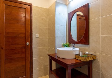 1 Bedroom Apartment For Rent - Kouk Chak, Siem Reap thumbnail