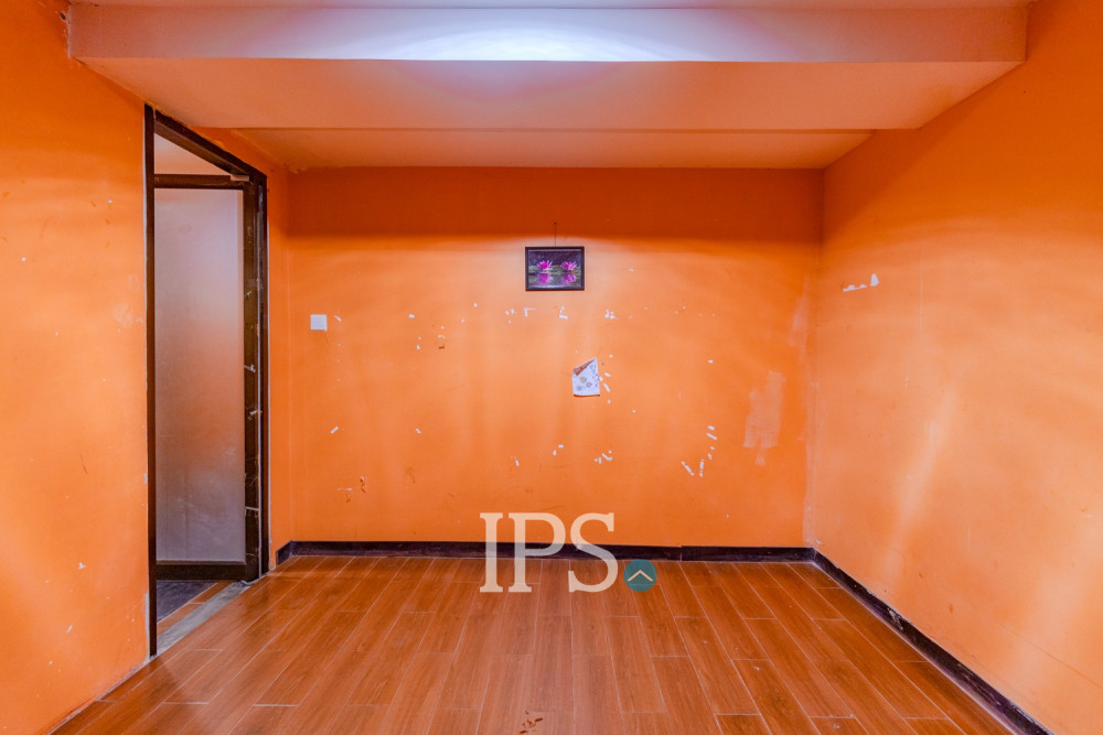 8 Bedroom Commercial Building For Rent - Svay Dangkum, Siem Reap - Image 11