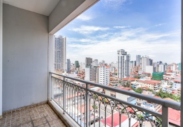 13th Floor 1 Bedroom Condo For Sale - De Castle Royal, BKK1, Phnom Penh thumbnail