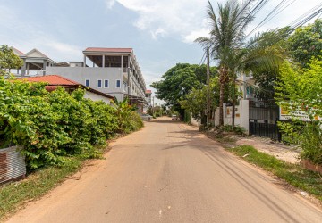 3 House Compound For Rent - Svay Dangkum, Siem Reap thumbnail