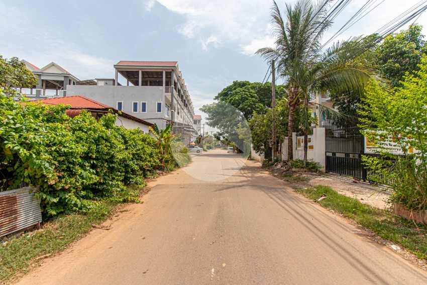 3 House Compound For Rent - Svay Dangkum, Siem Reap