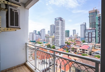 8th Floor 1 Bedroom Condo For Sale - De Castle Royal, BKK1, Phnom Penh thumbnail