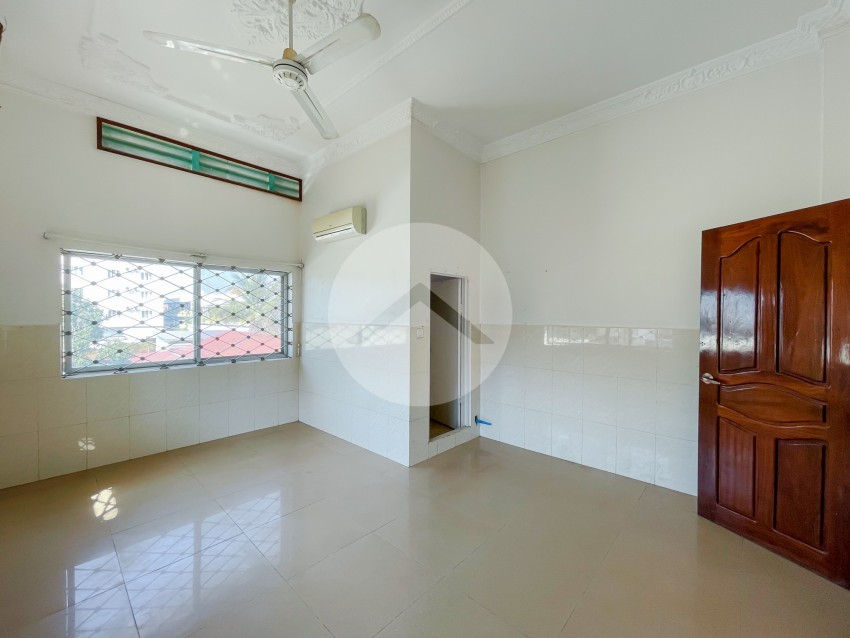 Commercial Space For Rent - Svay Dangkum, Siem Reap