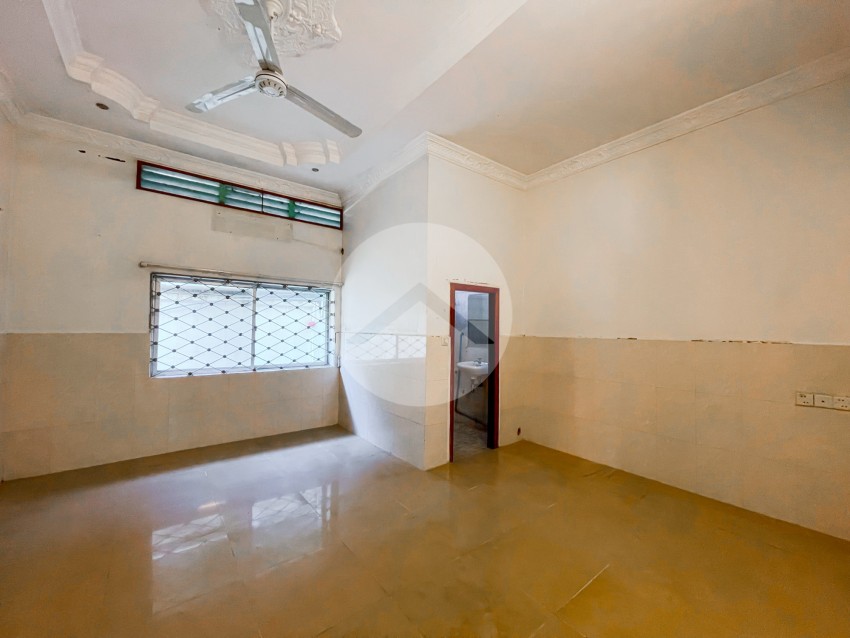 Commercial Space For Rent - Svay Dangkum, Siem Reap