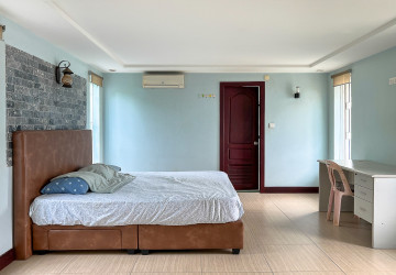 2 Bedroom Apartment For Rent - Svay Dangkum, Siem Reap thumbnail